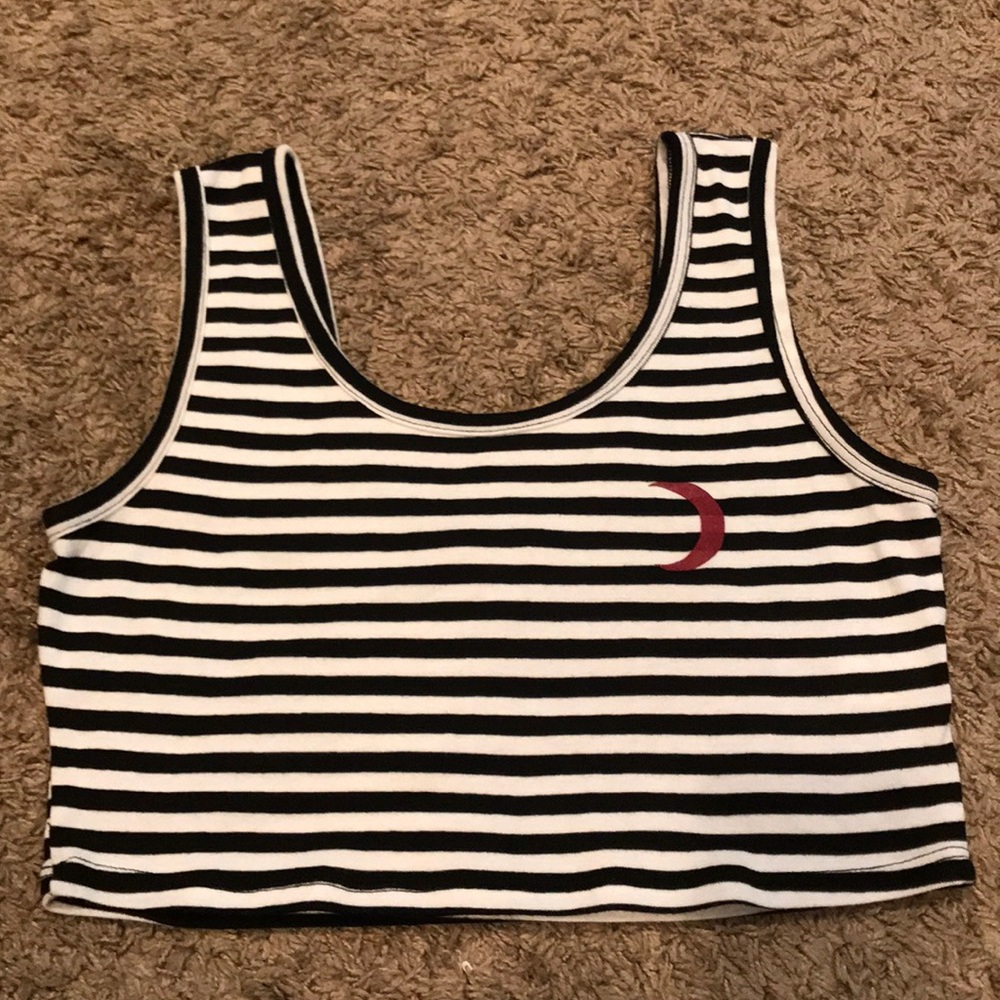 Billabong crop top. Size M